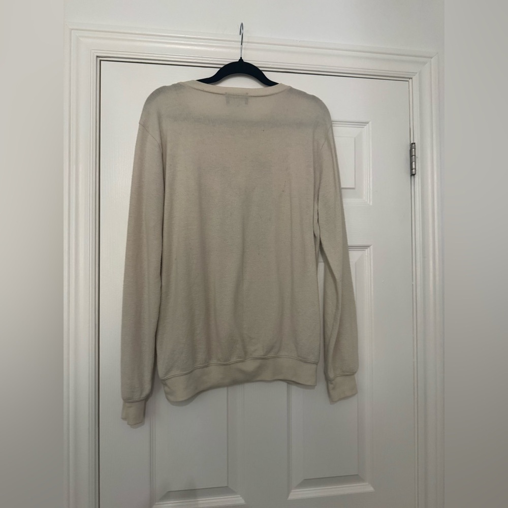 LoveSweater - Picture 3 of 5